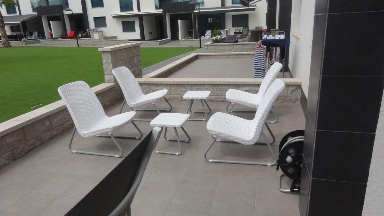Oasis Beach 5 Appartement Orihuela Buitenkant foto