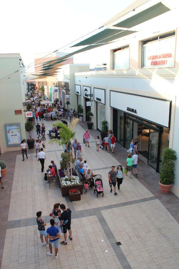 Oasis Beach 5 Appartement Orihuela Buitenkant foto